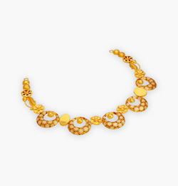 The Prepossessing Necklace Set